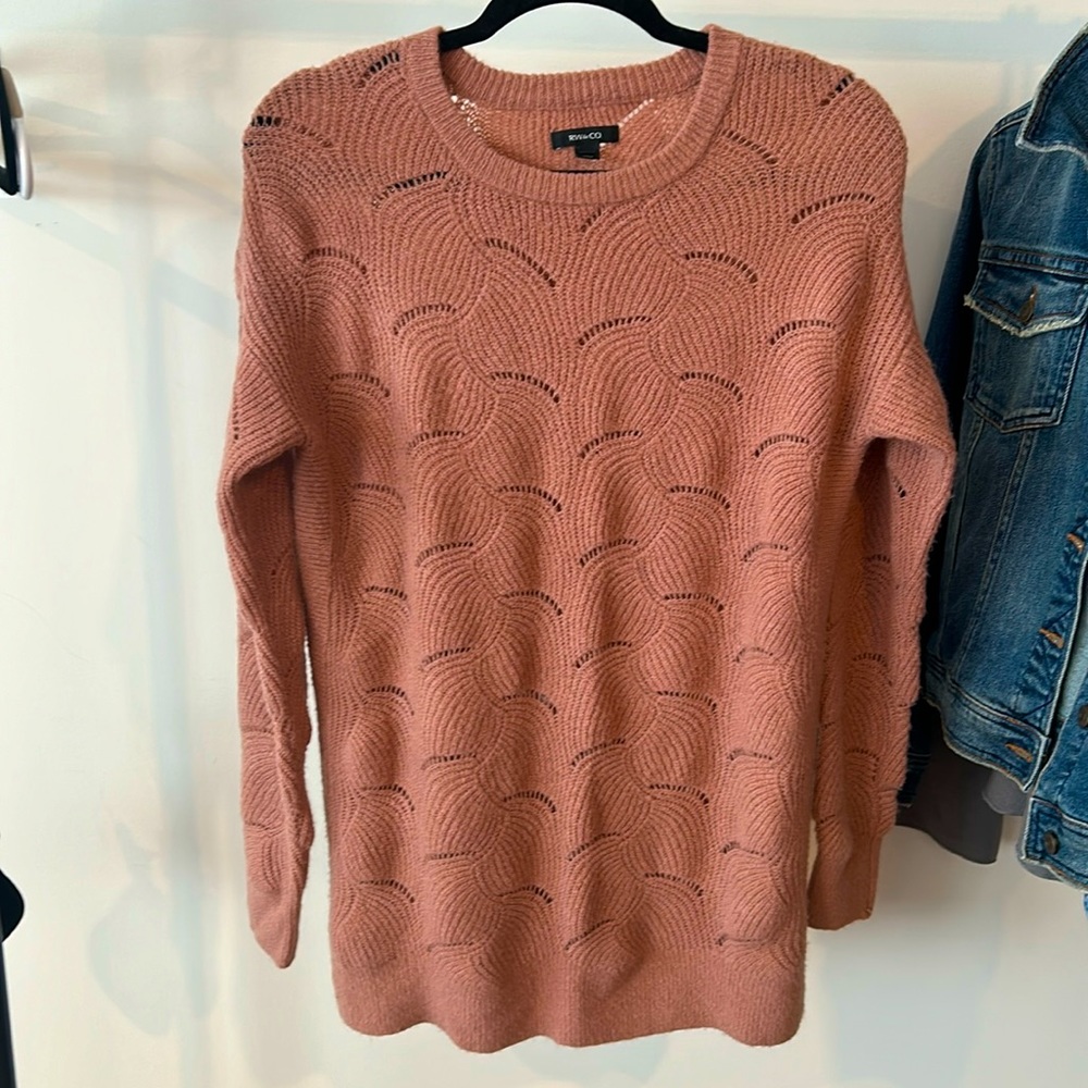 RW&co sweater